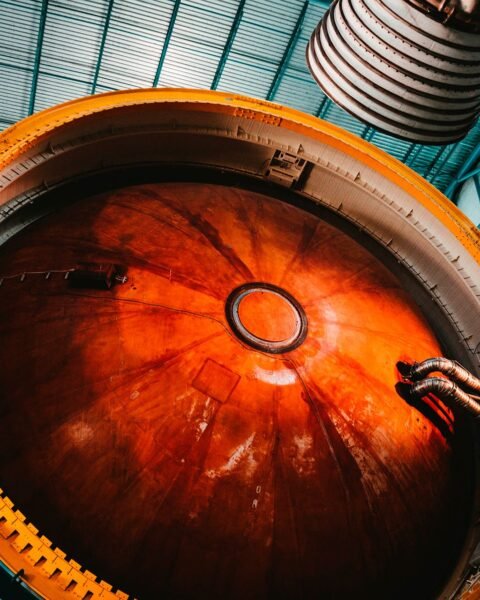 process-building-space-rocket-engine process-building-space-rocket-engine